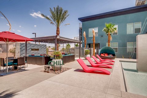 Apartments for Rent in Las Vegas -The Mercer Modern Outdoor Lounge With stylish decor